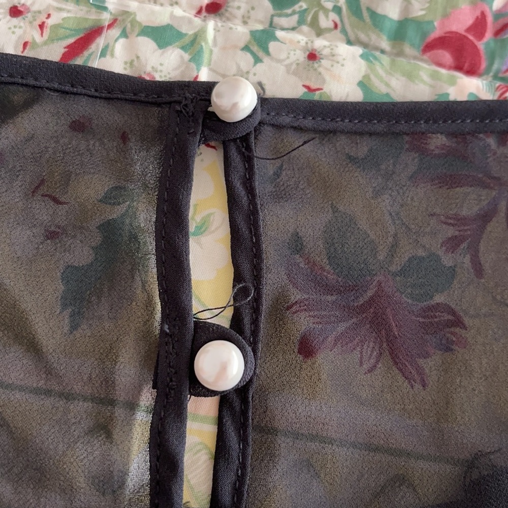 Vintage Women’s black embroidered slip dress pearl buttons - Picture 7 of 12